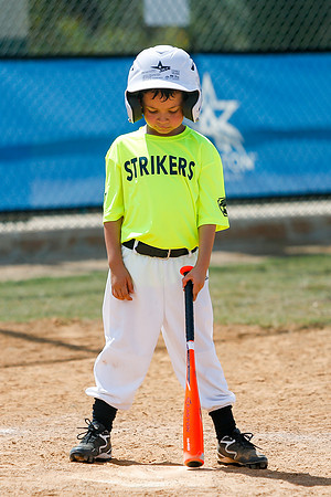 Baseball-Strikers-20160924117